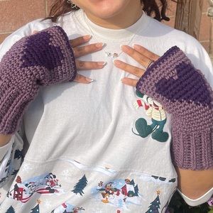 Handmade crocheted heart fingerless hand warmers, fit any size and stretchable